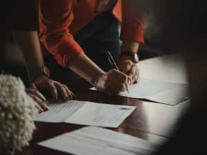 Téléchargez notre exemple d'accord de confidentialité / NDA pour votre contrat avec un assistant de direction indépendant